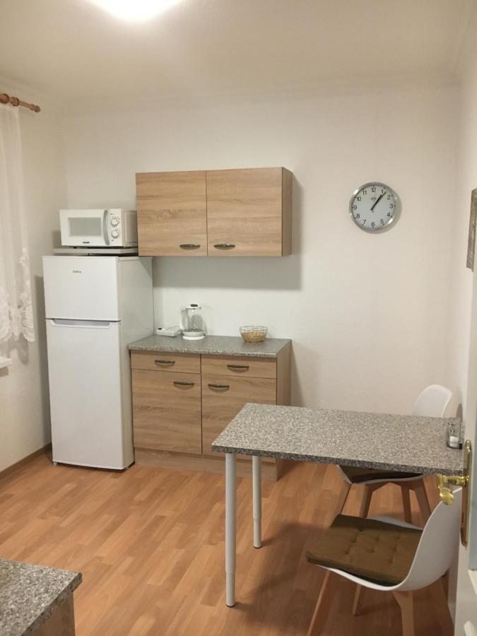 Hotellerie Gasthaus Schubert Garbsen Bagian luar foto