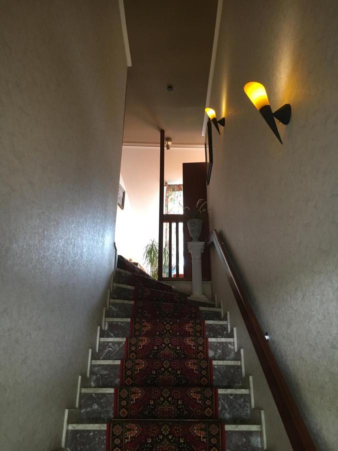 Hotellerie Gasthaus Schubert Garbsen Bagian luar foto