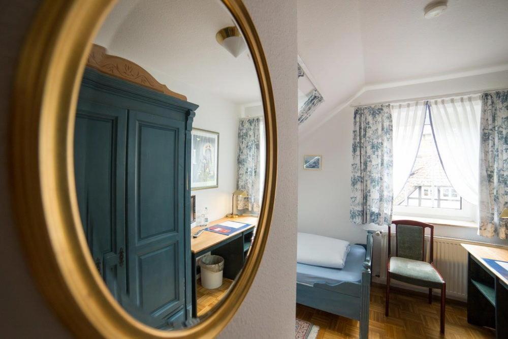 Hotellerie Gasthaus Schubert Garbsen Bagian luar foto