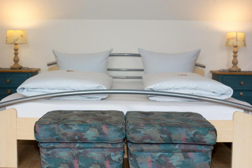 Hotellerie Gasthaus Schubert Garbsen Bagian luar foto