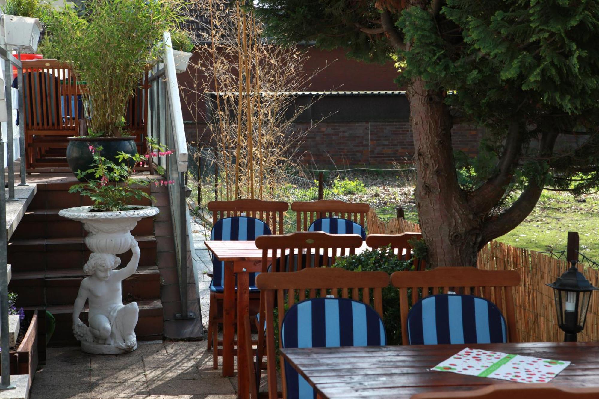 Hotellerie Gasthaus Schubert Garbsen Bagian luar foto