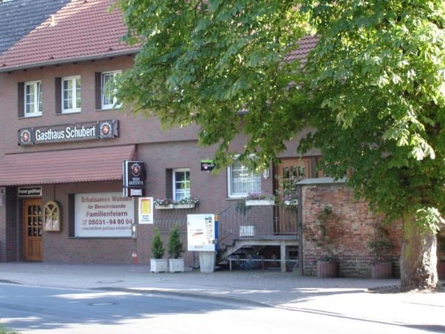 Hotellerie Gasthaus Schubert Garbsen Bagian luar foto