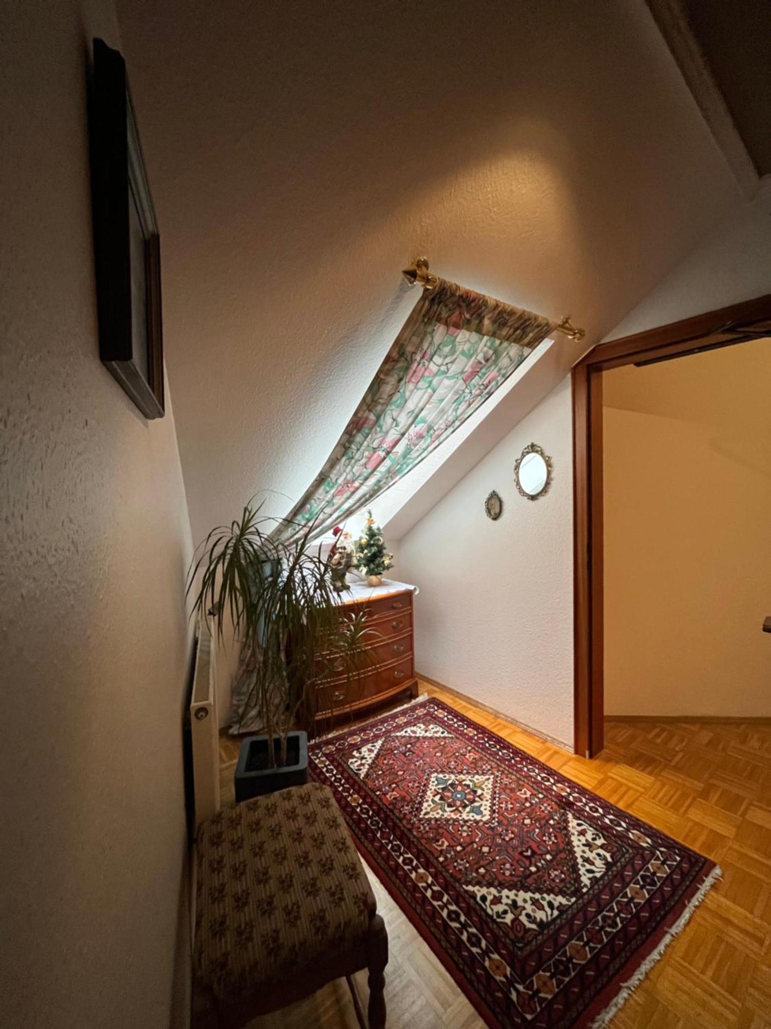 Hotellerie Gasthaus Schubert Garbsen Bagian luar foto