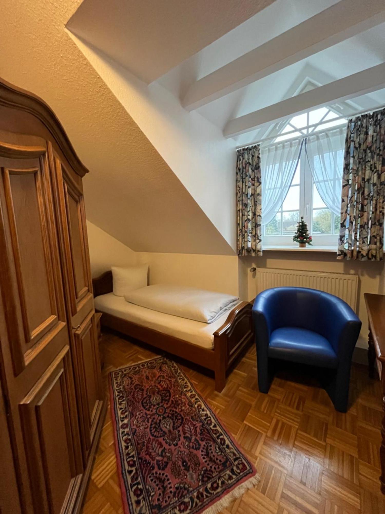 Hotellerie Gasthaus Schubert Garbsen Bagian luar foto