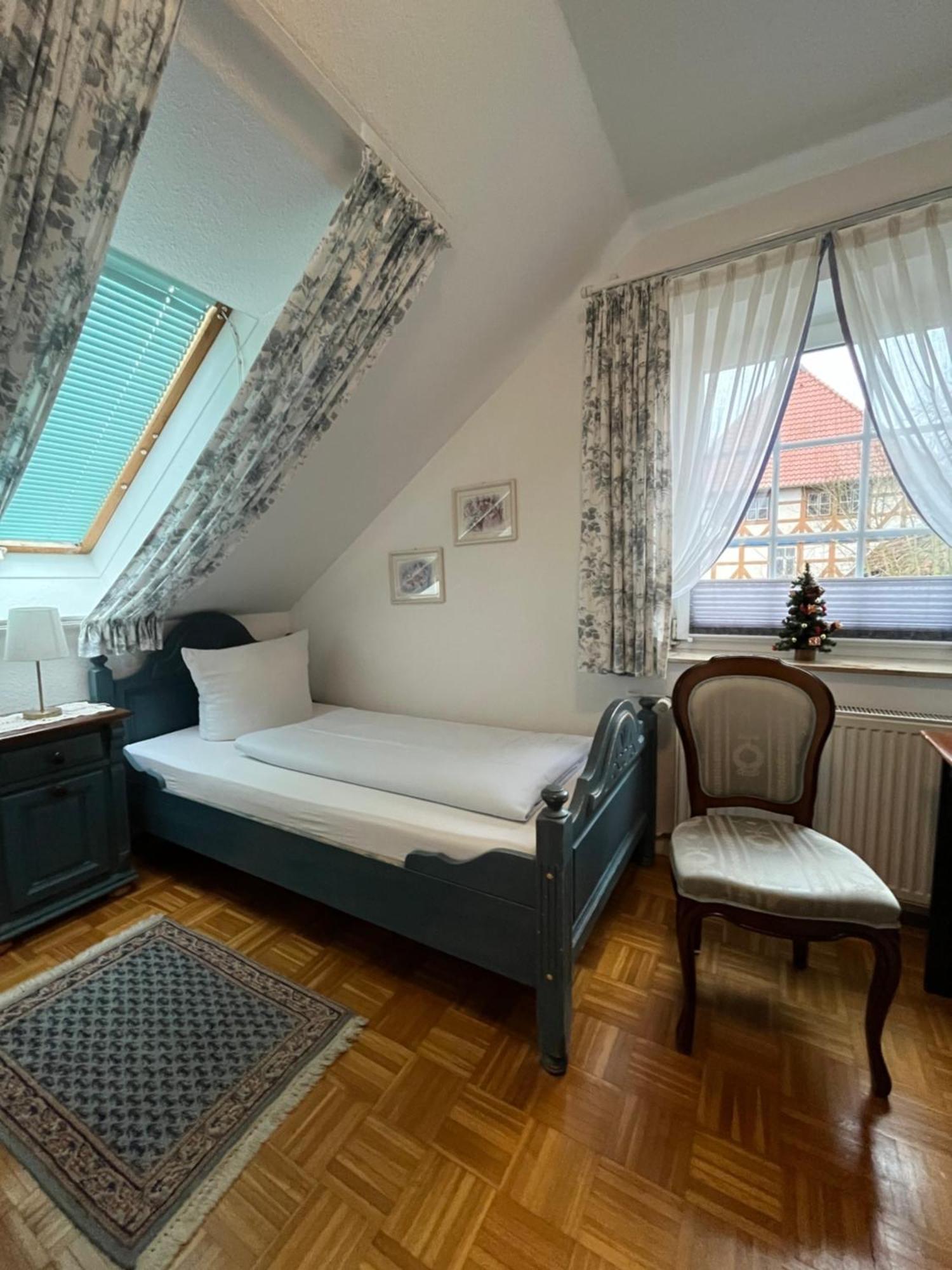 Hotellerie Gasthaus Schubert Garbsen Bagian luar foto