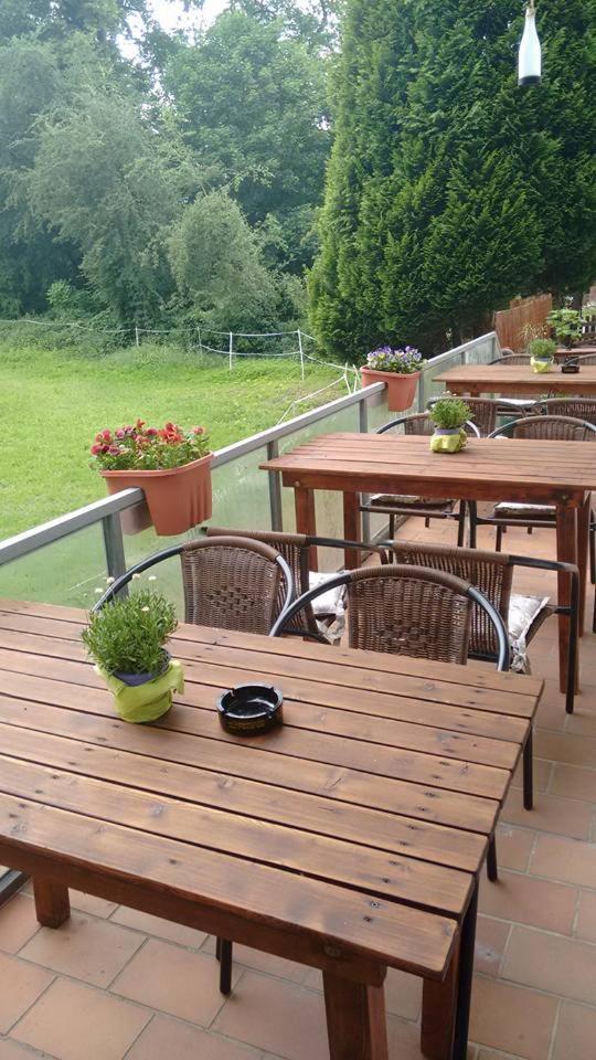 Hotellerie Gasthaus Schubert Garbsen Bagian luar foto